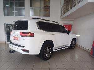 Toyota Land Cruiser 300 3.3D ZX - Image 2