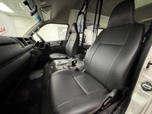 Toyota Hiace 2.7 Ses-fikile 16-seater - Image 7