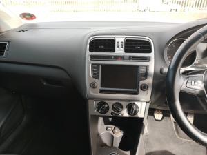 Volkswagen Polo hatch 1.2TSI Highline - Image 15