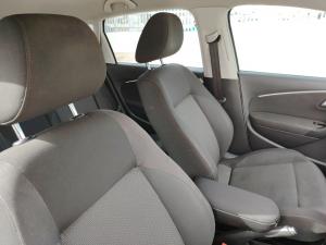 Volkswagen Polo hatch 1.2TSI Highline - Image 17