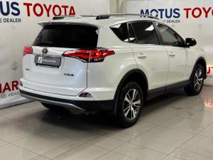 Toyota RAV4 2.0 GX auto - Image 2