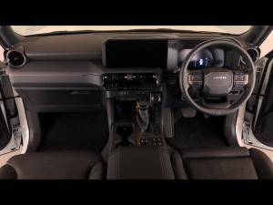 Toyota Land Cruiser Prado 2.8GD VX-R - Image 7