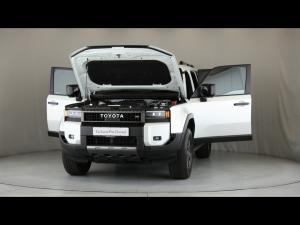 Toyota Land Cruiser Prado 2.8GD VX-R - Image 15