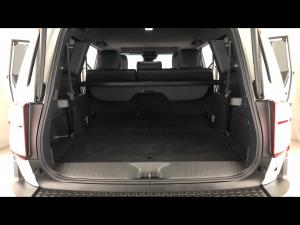 Toyota Land Cruiser Prado 2.8GD VX-R - Image 20