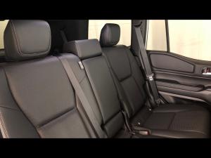 Toyota Land Cruiser Prado 2.8GD VX-R - Image 22
