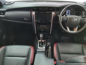 Toyota Fortuner 2.8GD-6 48V 4x4 VX - Image 6