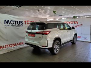 Toyota Fortuner 2.8GD-6 48V 4x4 VX - Image 2
