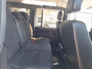 Land Rover Defender 110 TD station wagon S - Image 14