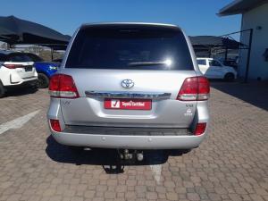 Toyota Land Cruiser 200 4.5D-4D VX - Image 5