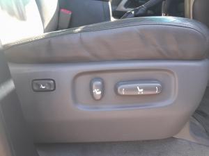 Toyota Land Cruiser 200 4.5D-4D VX - Image 16
