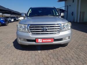 Toyota Land Cruiser 200 4.5D-4D VX - Image 4