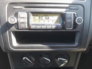 Volkswagen Polo 1.6 Comfortline auto - Image 12