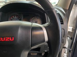 Isuzu D-MAX 250 HO X-RIDER automatic E/CAB - Image 10