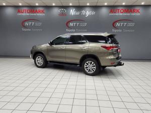 Toyota Fortuner 2.8GD-6 Raised Body automatic - Image 14