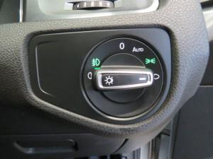 Volkswagen Golf VII 1.4 TSI Comfortline DSG - Image 17