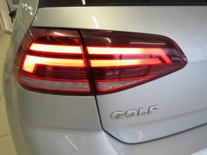Volkswagen Golf VII 1.4 TSI Comfortline DSG - Image 24