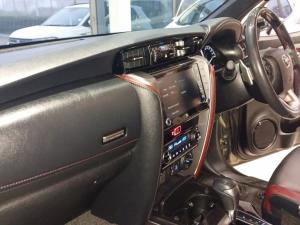 Toyota Fortuner 2.8 GD-6 4X4 VX automatic - Image 19