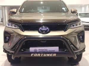 Toyota Fortuner 2.8 GD-6 4X4 VX automatic - Image 2