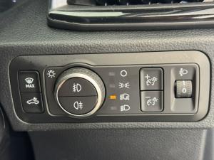 Volkswagen Amarok 2.0TDI 125KW Life automatic D/C - Image 12