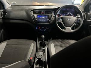 Hyundai i20 1.2 Motion - Image 10