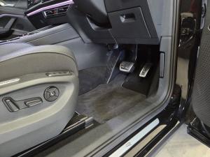 Volkswagen Tiguan 2.0TDI R-Line 4Motion - Image 12