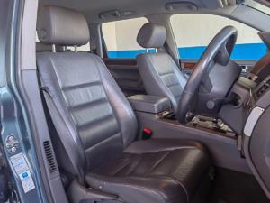 Volkswagen Touareg 3.0 TDI V6 TIP - Image 4