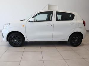 Toyota Vitz 1.0 XR manual - Image 2