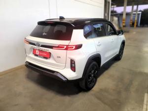 Toyota Urban Cruiser 1.5 XR manual - Image 4