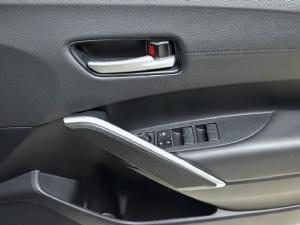 Toyota Corolla Cross 1.8 Hybrid XS - Image 10
