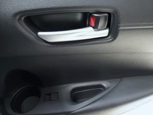 Toyota Corolla Cross 1.8 Hybrid XS - Image 18