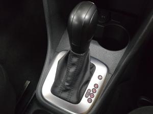Volkswagen Polo Vivo hatch 1.6 Comfortline auto - Image 6