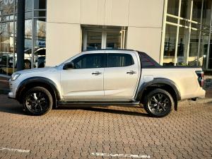 Isuzu D-Max 3.0TD double cab V-Cross - Image 5