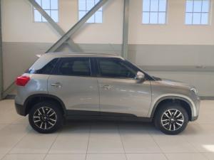 Suzuki Vitara Brezza 1.5 GLX - Image 11
