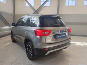 Suzuki Vitara Brezza 1.5 GLX - Image 5
