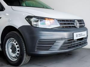 Volkswagen Caddy 2.0TDI crew bus - Image 3
