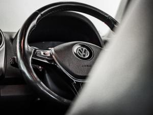 Volkswagen Amarok 2.0BiTDI double cab Highline auto - Image 14