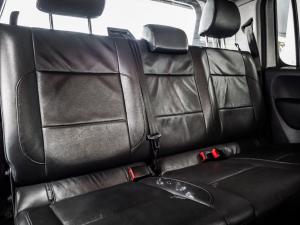 Volkswagen Amarok 2.0BiTDI double cab Highline auto - Image 17