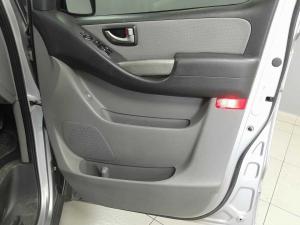 Hyundai H-1 2.5 Crdi A/T/ 2.5 Elite automatic - Image 18