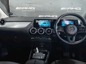 Mercedes-Benz GLA GLA200d - Image 12