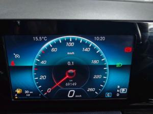 Mercedes-Benz GLA GLA200d - Image 14