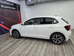 Volkswagen Polo hatch 1.0TSI - Image 13
