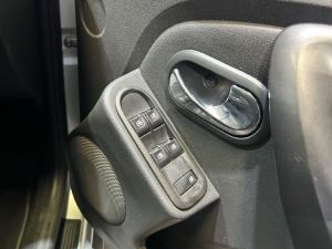 Renault Duster 1.6 Dynamique - Image 12