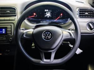 Volkswagen Polo Vivo hatch 1.4 Trendline - Image 10
