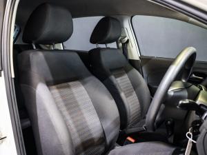 Volkswagen Polo Vivo hatch 1.4 Trendline - Image 8
