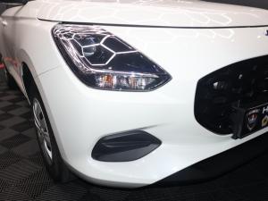 Suzuki Swift 1.2 GL - Image 6