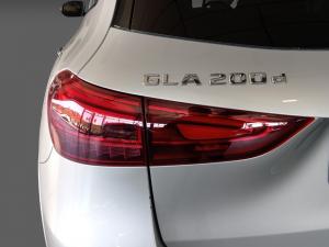 Mercedes-Benz GLA GLA200d Progressive - Image 13