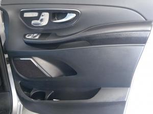 Mercedes-Benz V-Class V250d Avantgarde - Image 11