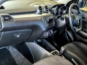 Suzuki Swift 1.2 GL auto - Image 11