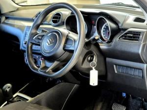 Suzuki Swift 1.2 GL auto - Image 12
