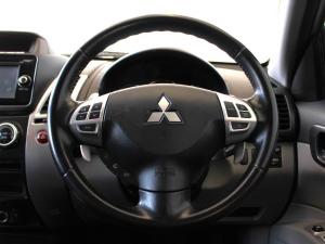 Mitsubishi Pajero Sport 2.5DI-D 4x4 Shogun auto - Image 13